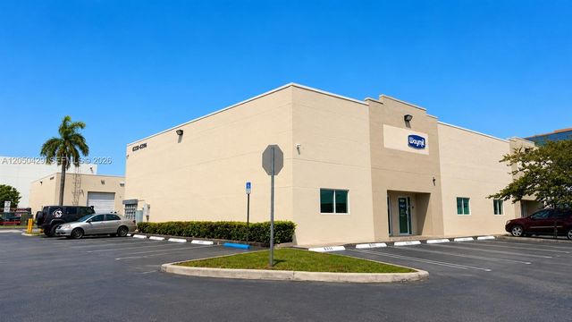 6354 NW 99th Ave 11, Doral, FL 33178