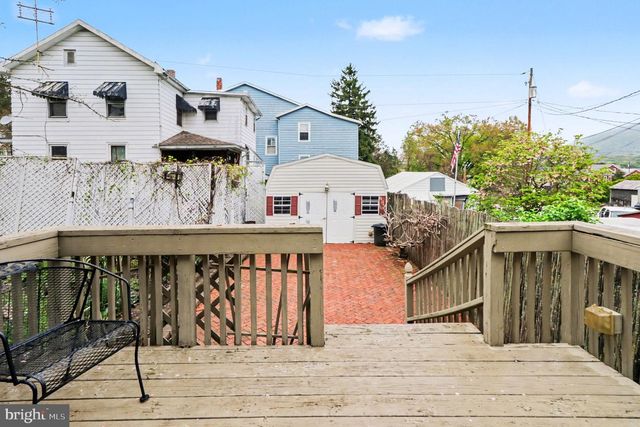 438 GANTT ST, Newport, PA 17074