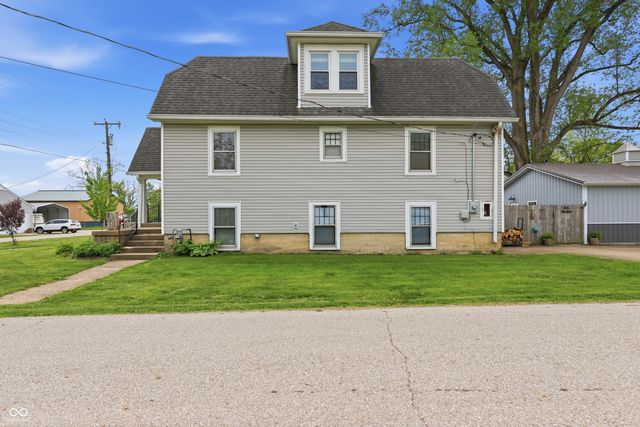 201 S Edgerton Street, Fairland, IN 46126
