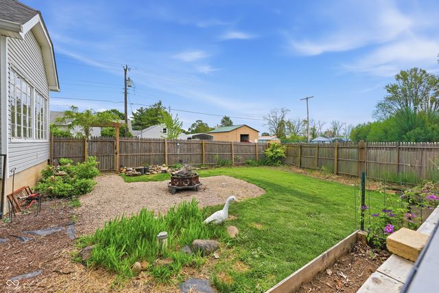 201 S Edgerton Street, Fairland, IN 46126