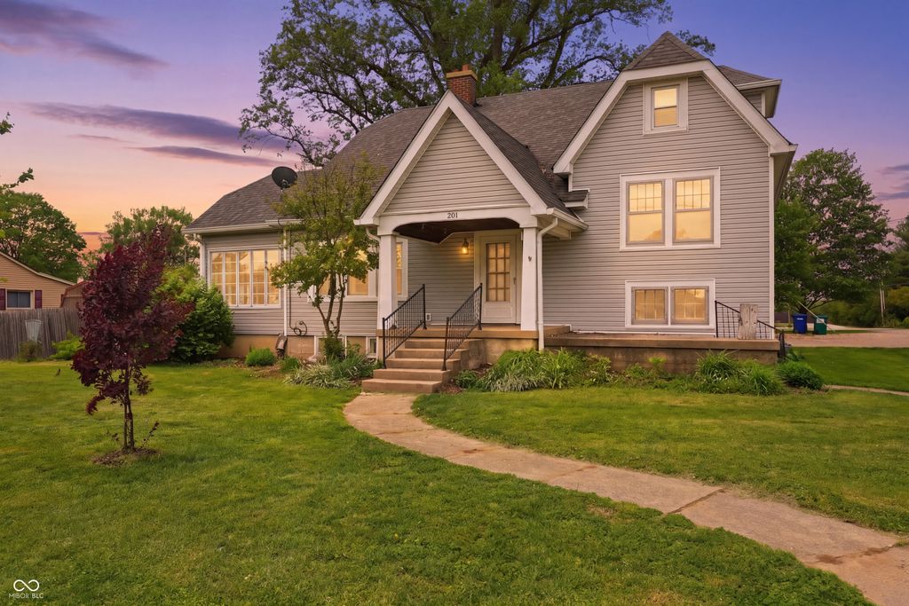 201 S Edgerton Street, Fairland, IN 46126