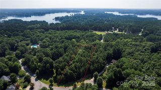 8871 Braxton Drive 187, Sherrills Ford, NC 28673