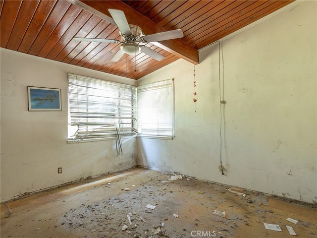 14301 Roscoe Boulevard, Panorama City, CA 91402