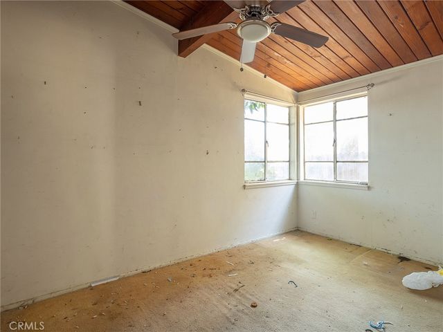 14301 Roscoe Boulevard, Panorama City, CA 91402