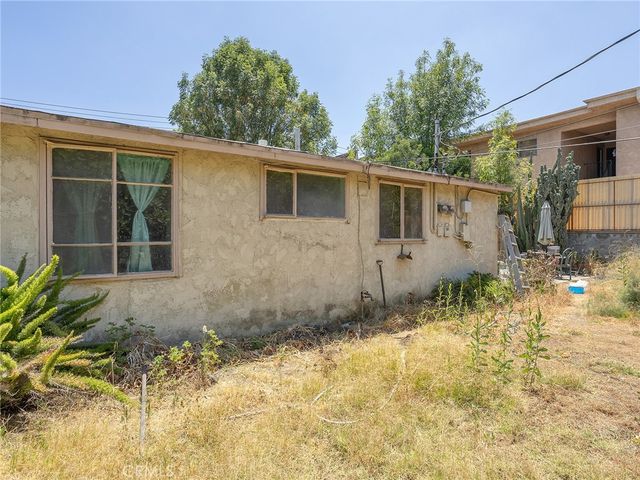 14301 Roscoe Boulevard, Panorama City, CA 91402