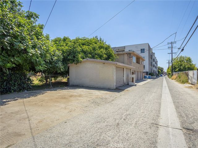 14301 Roscoe Boulevard, Panorama City, CA 91402
