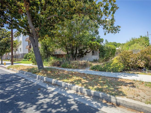 14301 Roscoe Boulevard, Panorama City, CA 91402