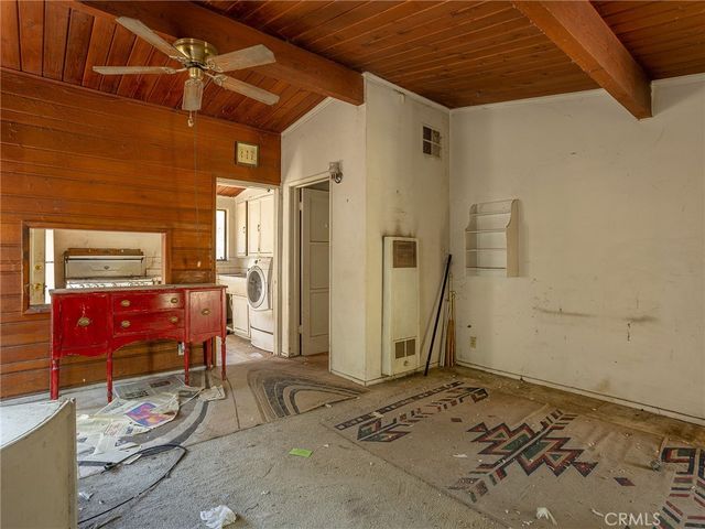 14301 Roscoe Boulevard, Panorama City, CA 91402