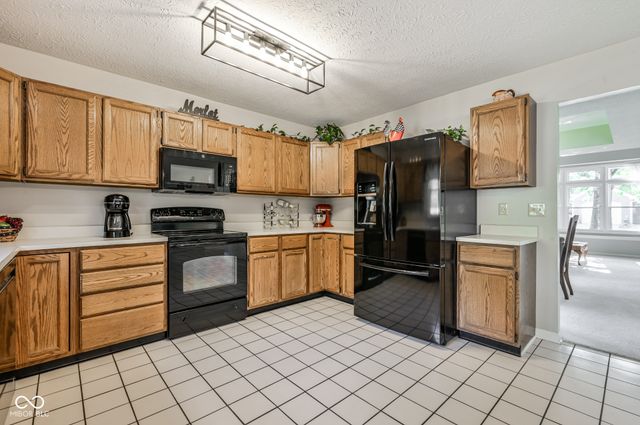 11224 Garrick Court, Fishers, IN 46038