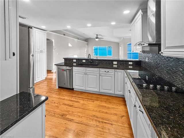 326 SW 29th ST, Cape Coral, FL 33914