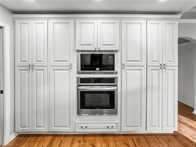 326 SW 29th ST, Cape Coral, FL 33914