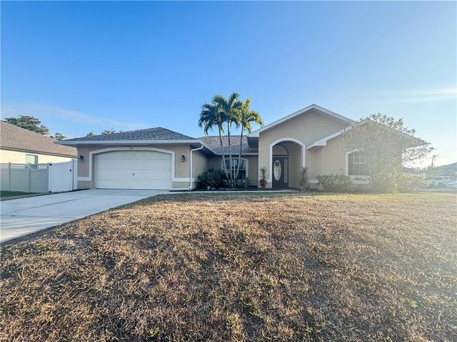 326 SW 29th ST, Cape Coral, FL 33914