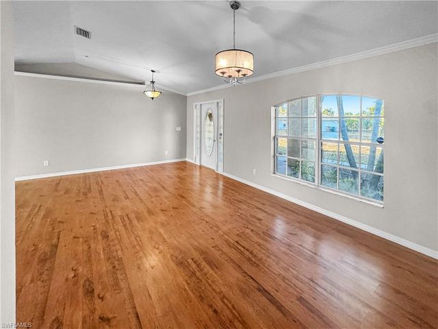 326 SW 29th ST, Cape Coral, FL 33914