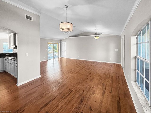 326 SW 29th ST, Cape Coral, FL 33914