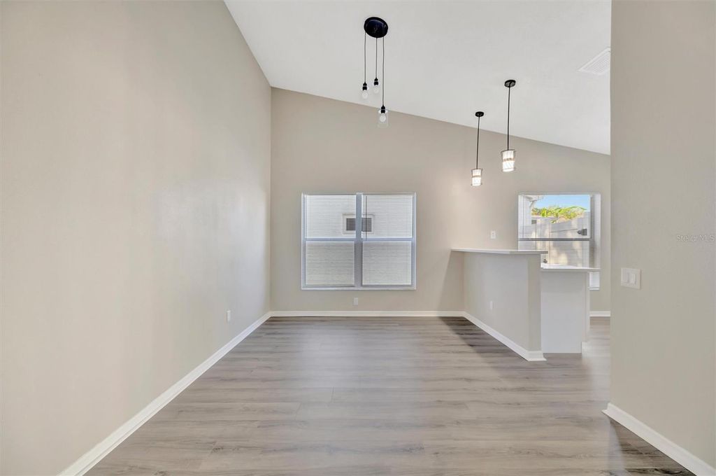 Image 17 of property listing at 9022 SHELDON CHASE DRIVE, Tampa, FL 33635