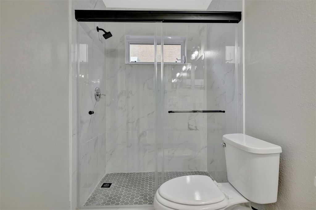 Image 29 of property listing at 9022 SHELDON CHASE DRIVE, Tampa, FL 33635