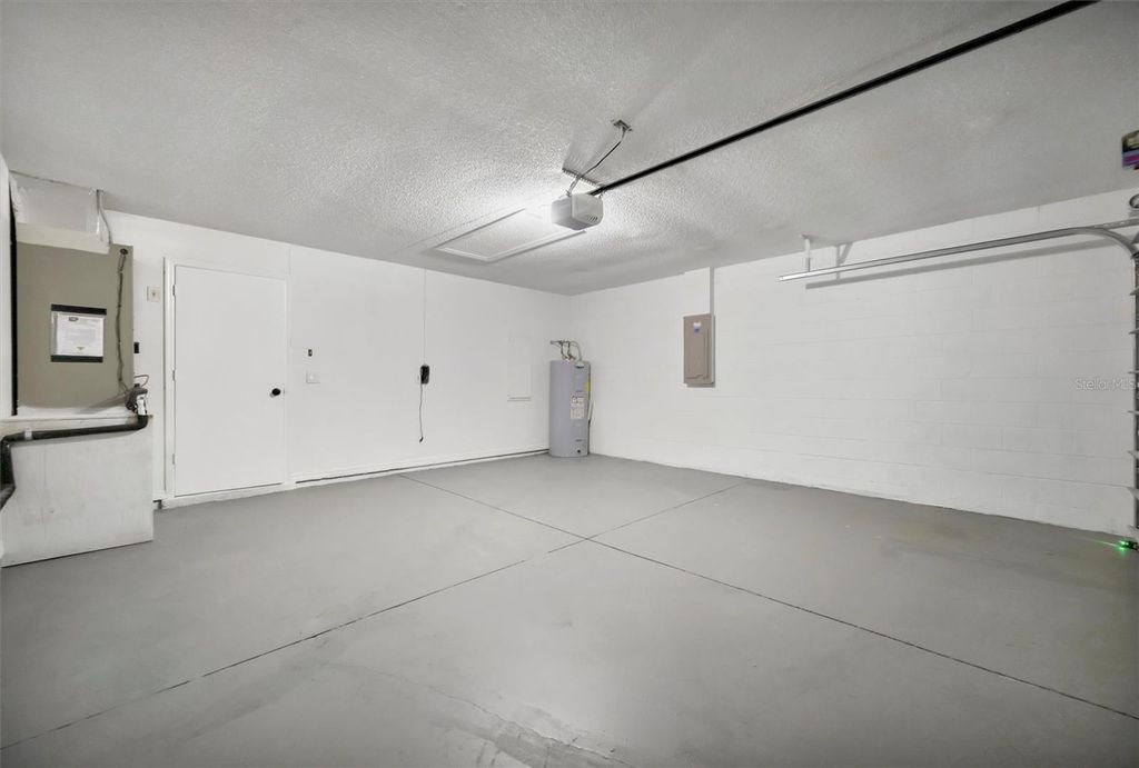 Image 35 of property listing at 9022 SHELDON CHASE DRIVE, Tampa, FL 33635