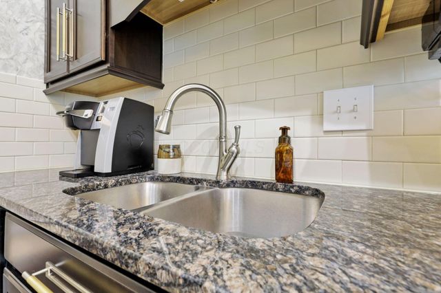 217 Warbler Court, Pickerington, OH 43147