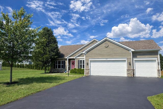 217 Warbler Court, Pickerington, OH 43147