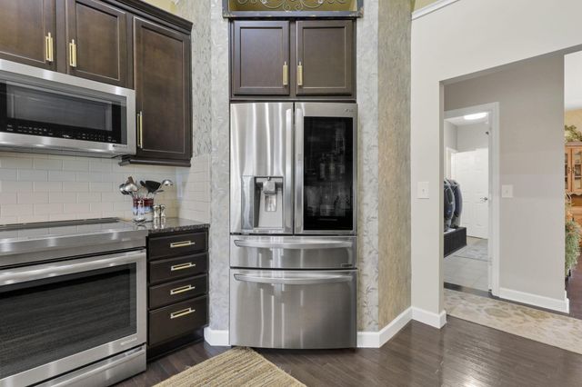 217 Warbler Court, Pickerington, OH 43147