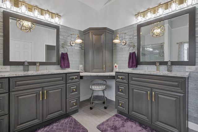 217 Warbler Court, Pickerington, OH 43147