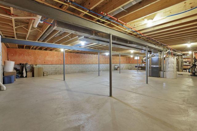 217 Warbler Court, Pickerington, OH 43147