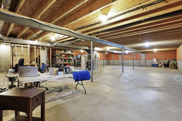 217 Warbler Court, Pickerington, OH 43147