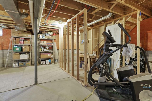 217 Warbler Court, Pickerington, OH 43147