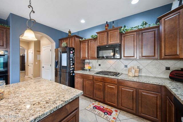 11235 E SABLE Avenue, Mesa, AZ 85212