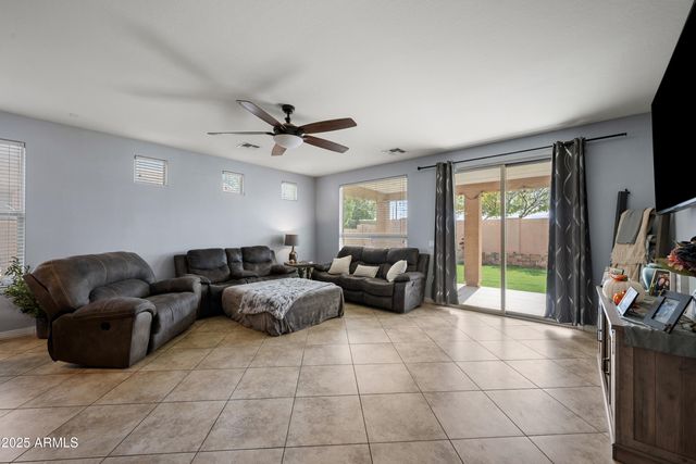 11235 E SABLE Avenue, Mesa, AZ 85212