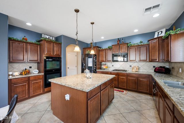 11235 E SABLE Avenue, Mesa, AZ 85212