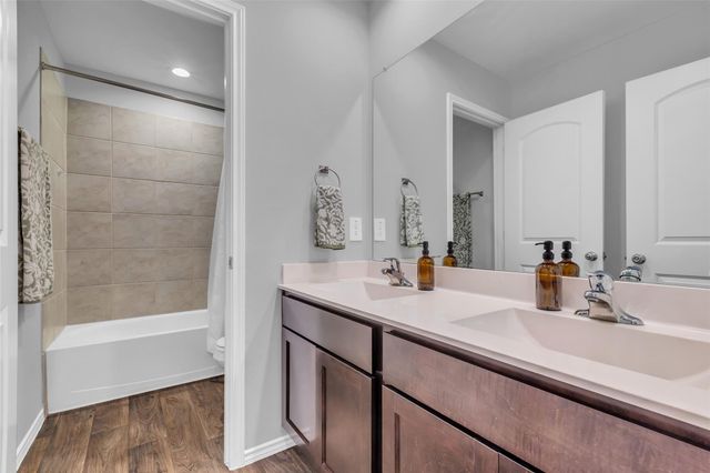 3318 Iron Pine Lane, Conroe, TX 77301