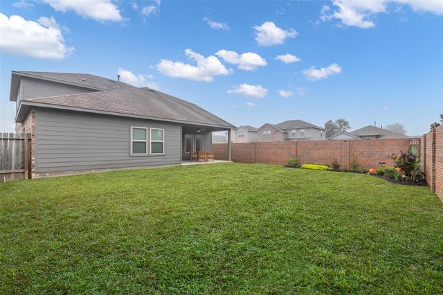 3318 Iron Pine Lane, Conroe, TX 77301