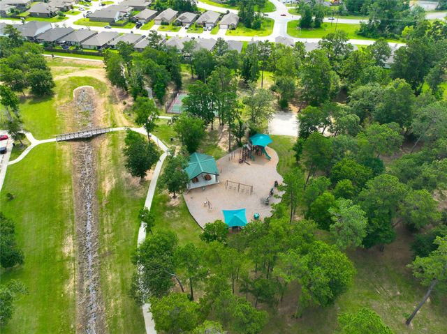 3318 Iron Pine Lane, Conroe, TX 77301