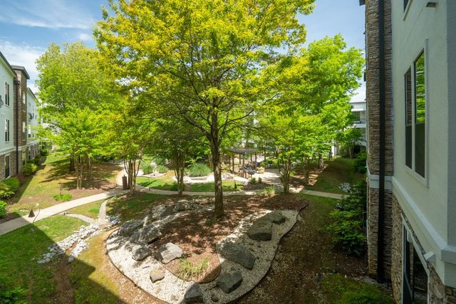2600 Hillsboro Pike Apt 105, Nashville, TN 37212