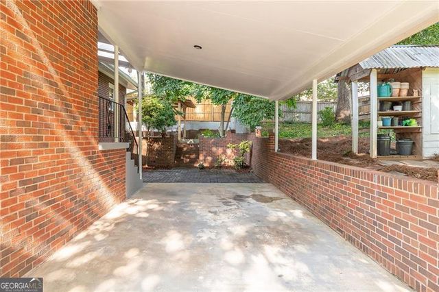 2988 Vine Circle, Decatur, GA 30033