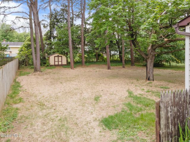 2736 Maida Lane, Rotterdam, NY 12306