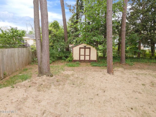 2736 Maida Lane, Rotterdam, NY 12306