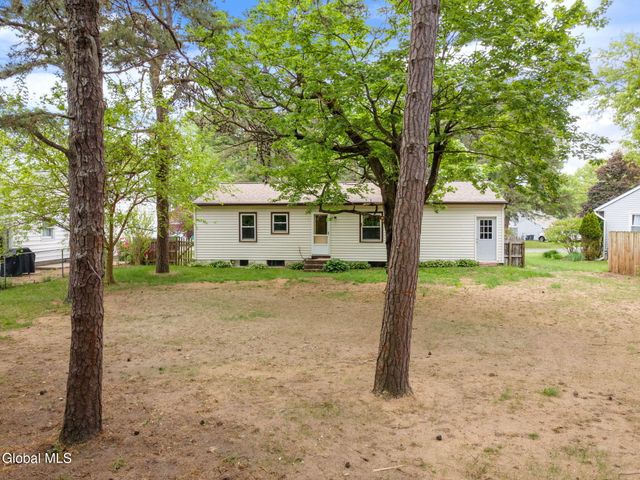2736 Maida Lane, Rotterdam, NY 12306