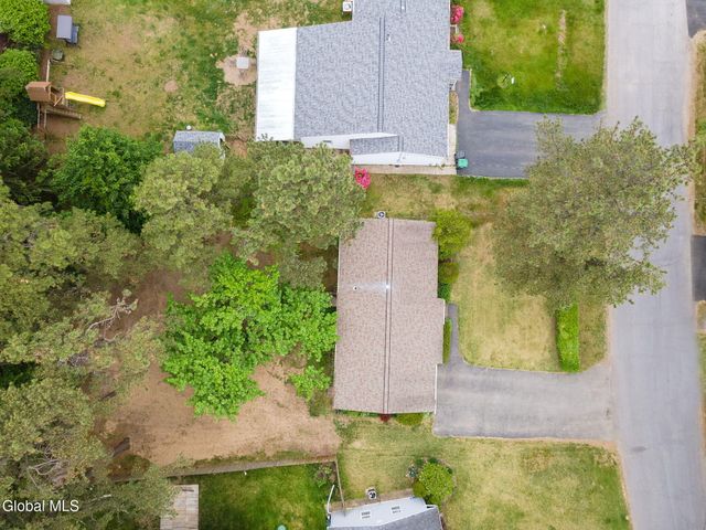 2736 Maida Lane, Rotterdam, NY 12306
