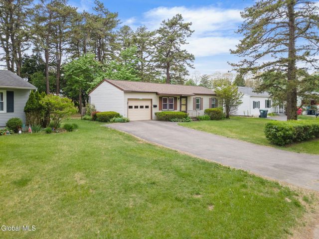 2736 Maida Lane, Rotterdam, NY 12306