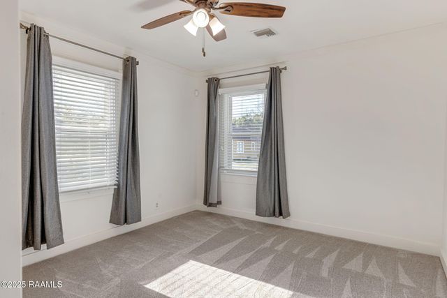 516 Cedar Crest Court, Lafayette, LA 70501