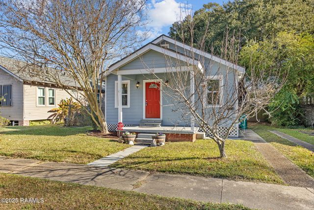 516 Cedar Crest Court, Lafayette, LA 70501