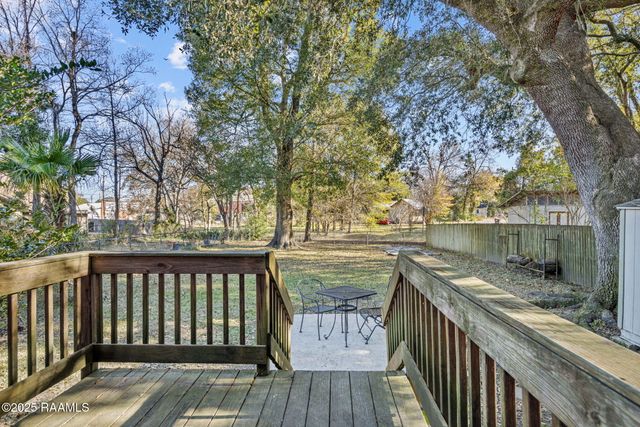 516 Cedar Crest Court, Lafayette, LA 70501