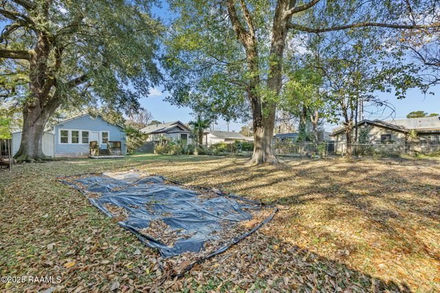 516 Cedar Crest Court, Lafayette, LA 70501