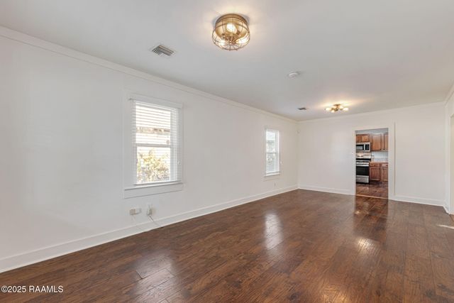 516 Cedar Crest Court, Lafayette, LA 70501