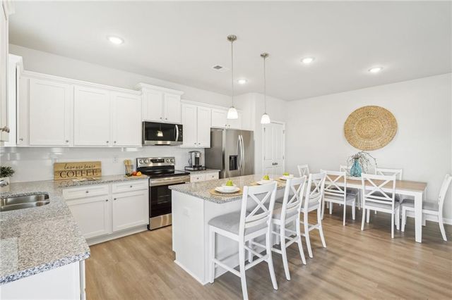 3027 Viewpark Circle, Conyers, GA 30013