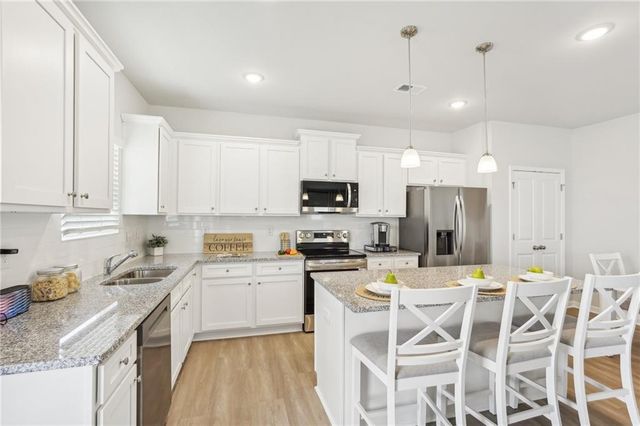 3027 Viewpark Circle, Conyers, GA 30013