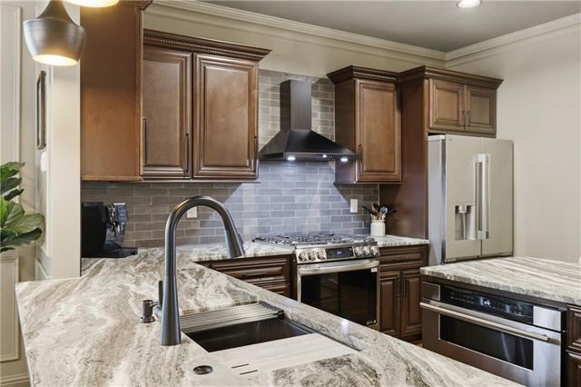 2631 Kenwood Glen Terrace, Atlanta, GA 30340