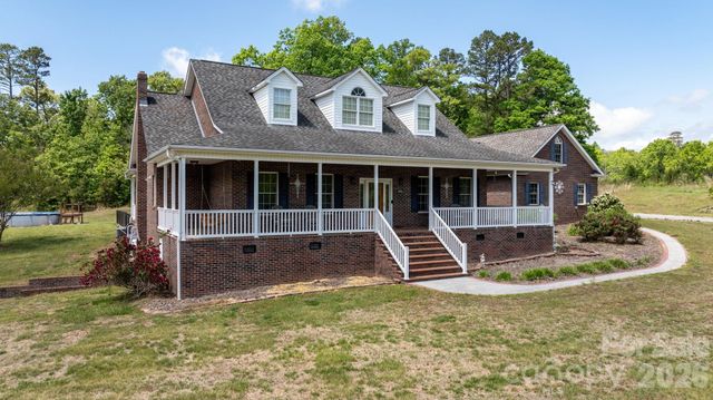 7008 Peyronel Street, Connelly Springs, NC 28612